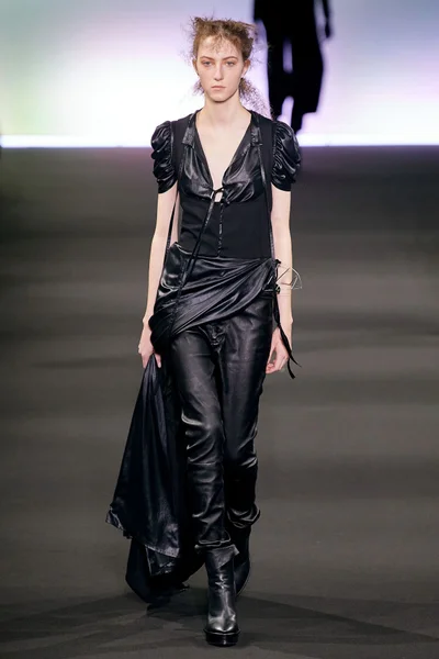 Look 20